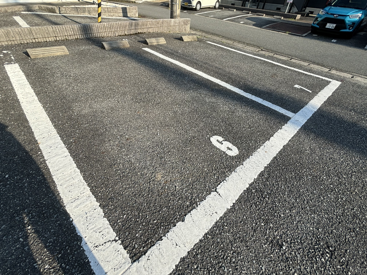駐車場 写真12
