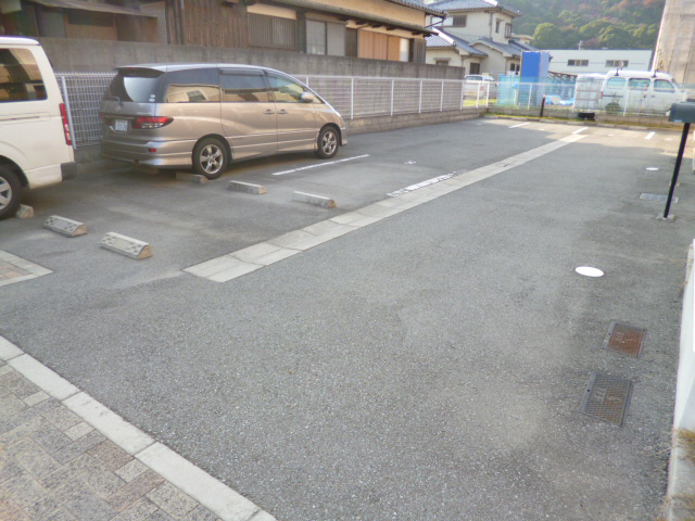 駐車場 写真13