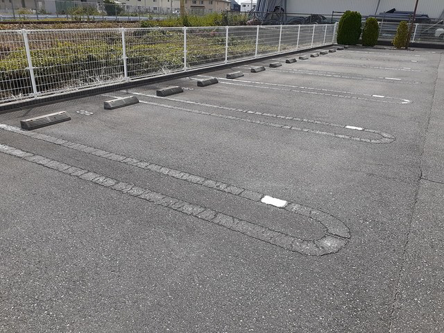 駐車場 写真13