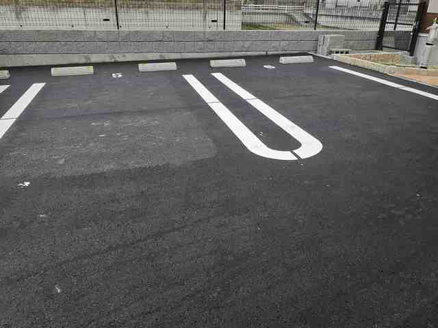 駐車場 写真13