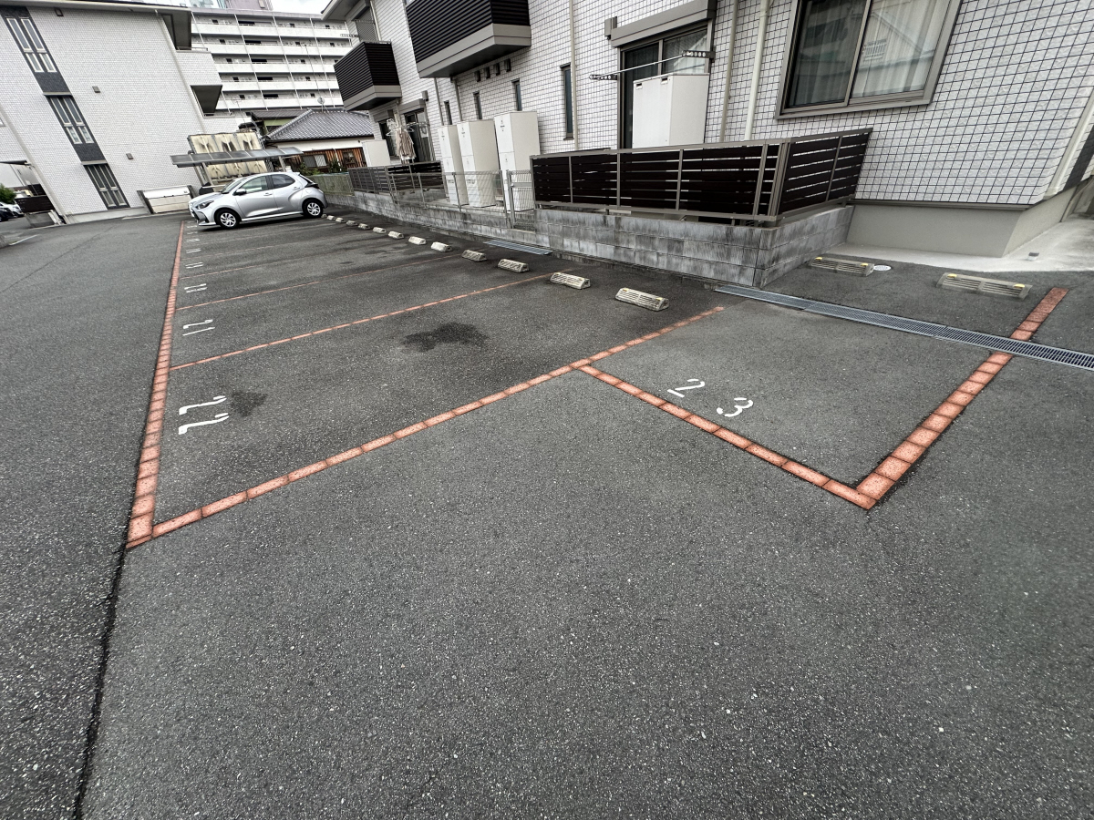 駐車場 写真14