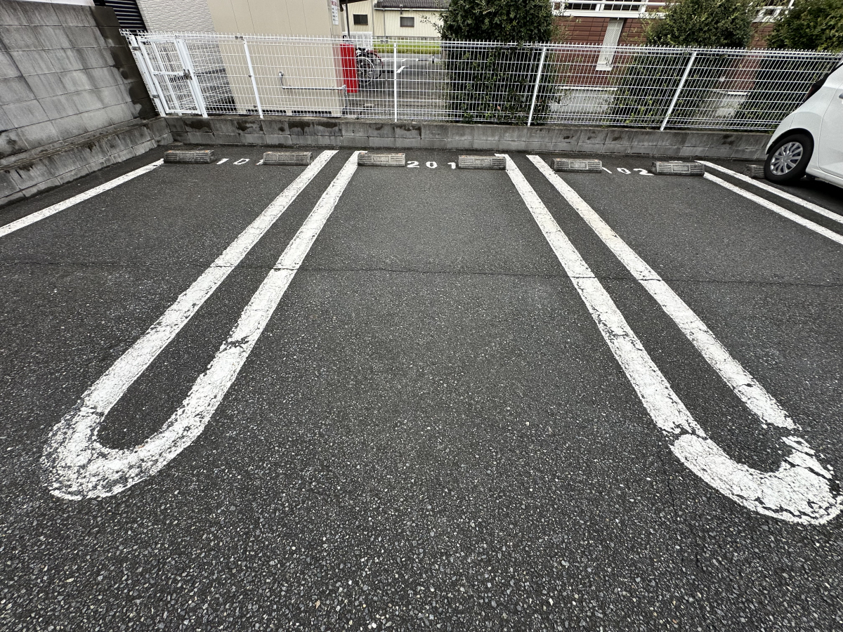 駐車場 写真16