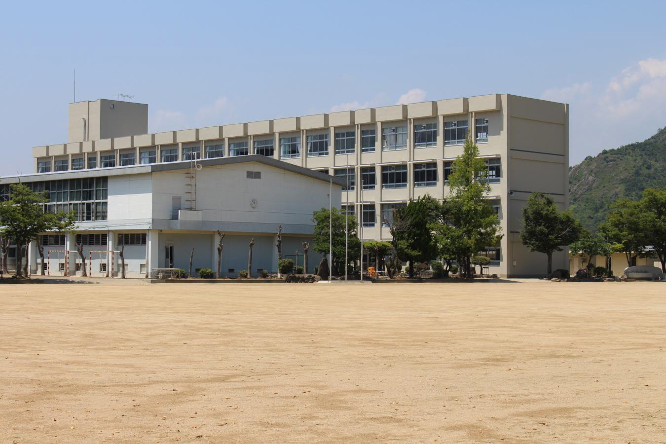広嶺中学校まで1123m (徒歩15分) 写真22
