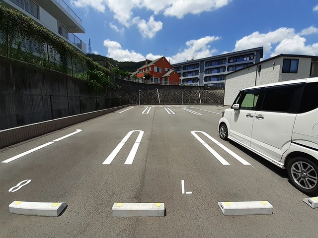 駐車場 写真13