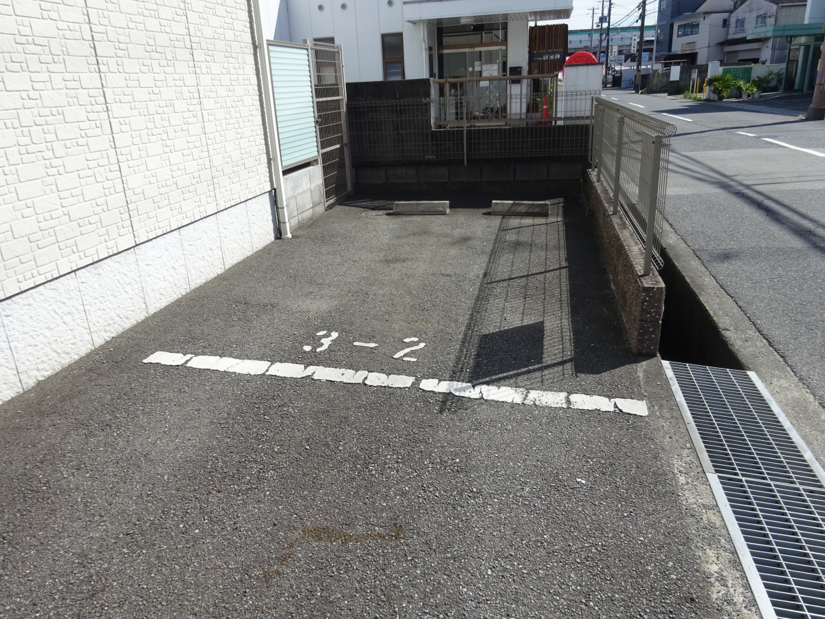 駐車場 写真13