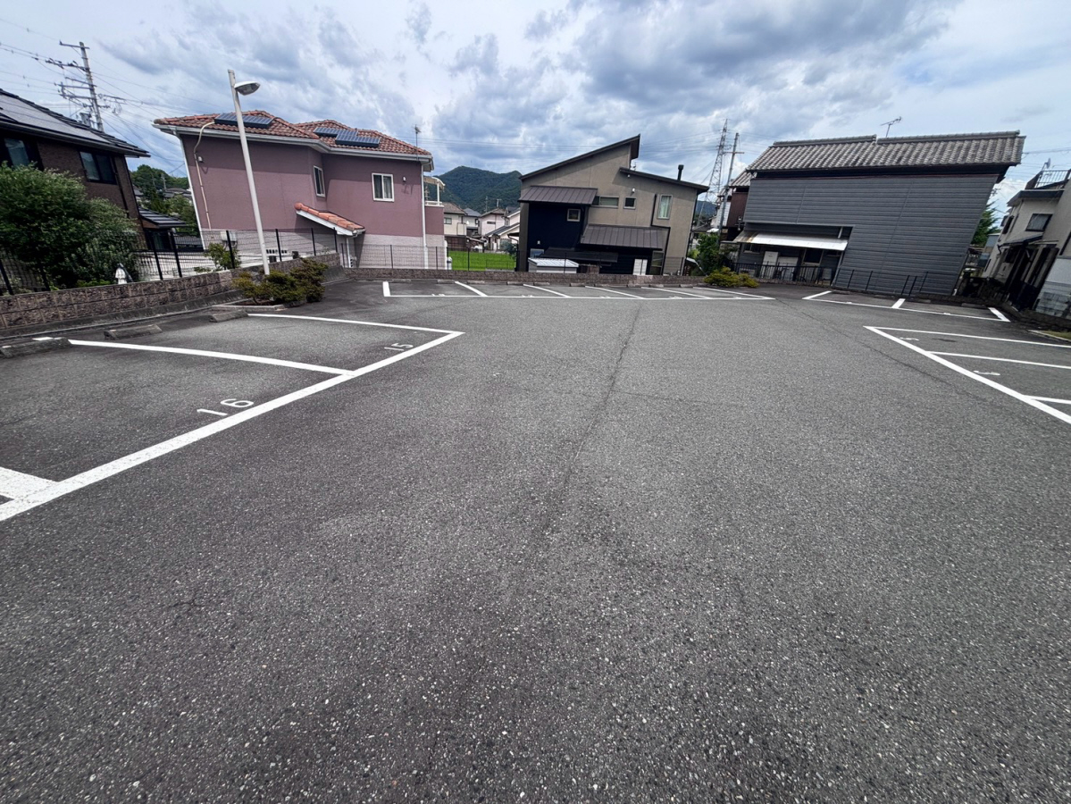駐車場 写真15