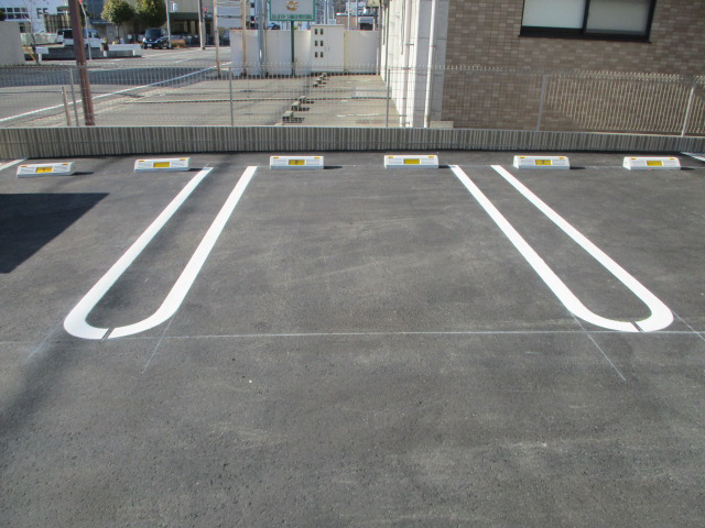 駐車場 写真12