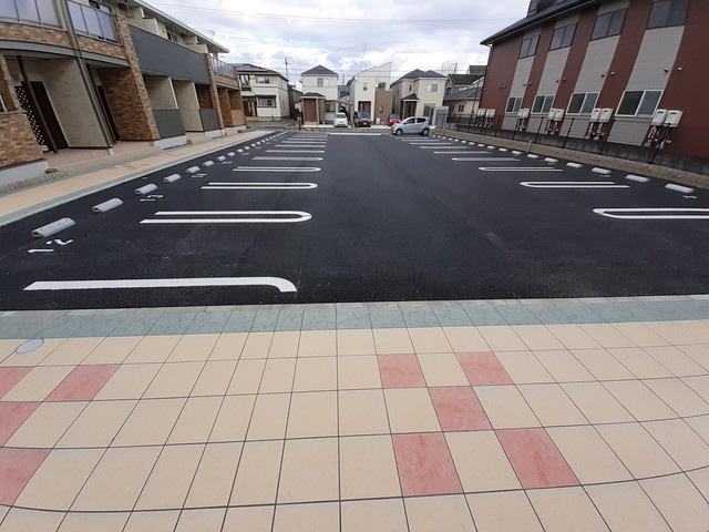 駐車場 写真13