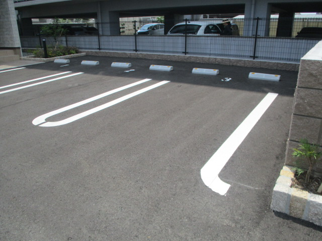 駐車場 写真13