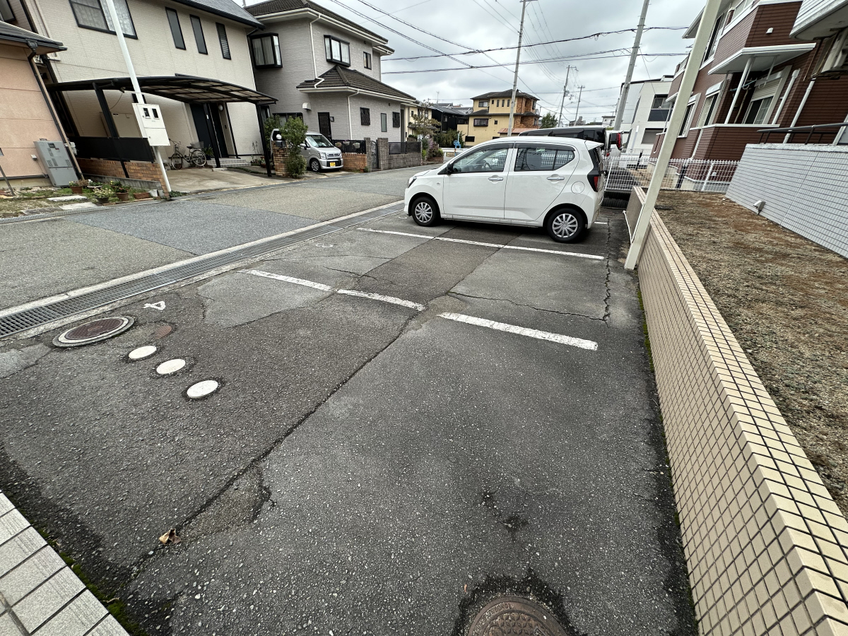 駐車場 写真14