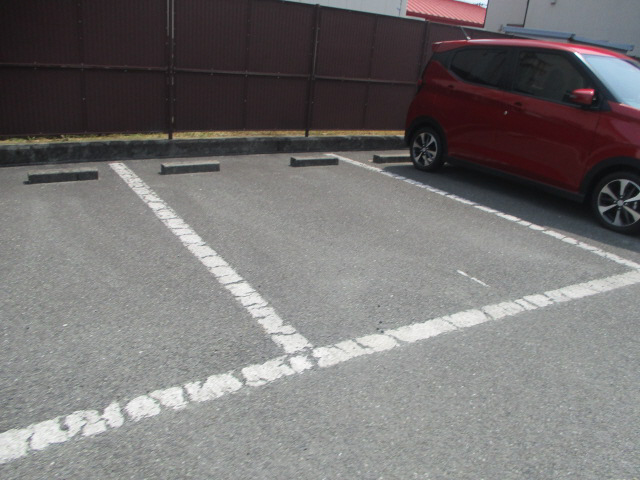 駐車場 写真13