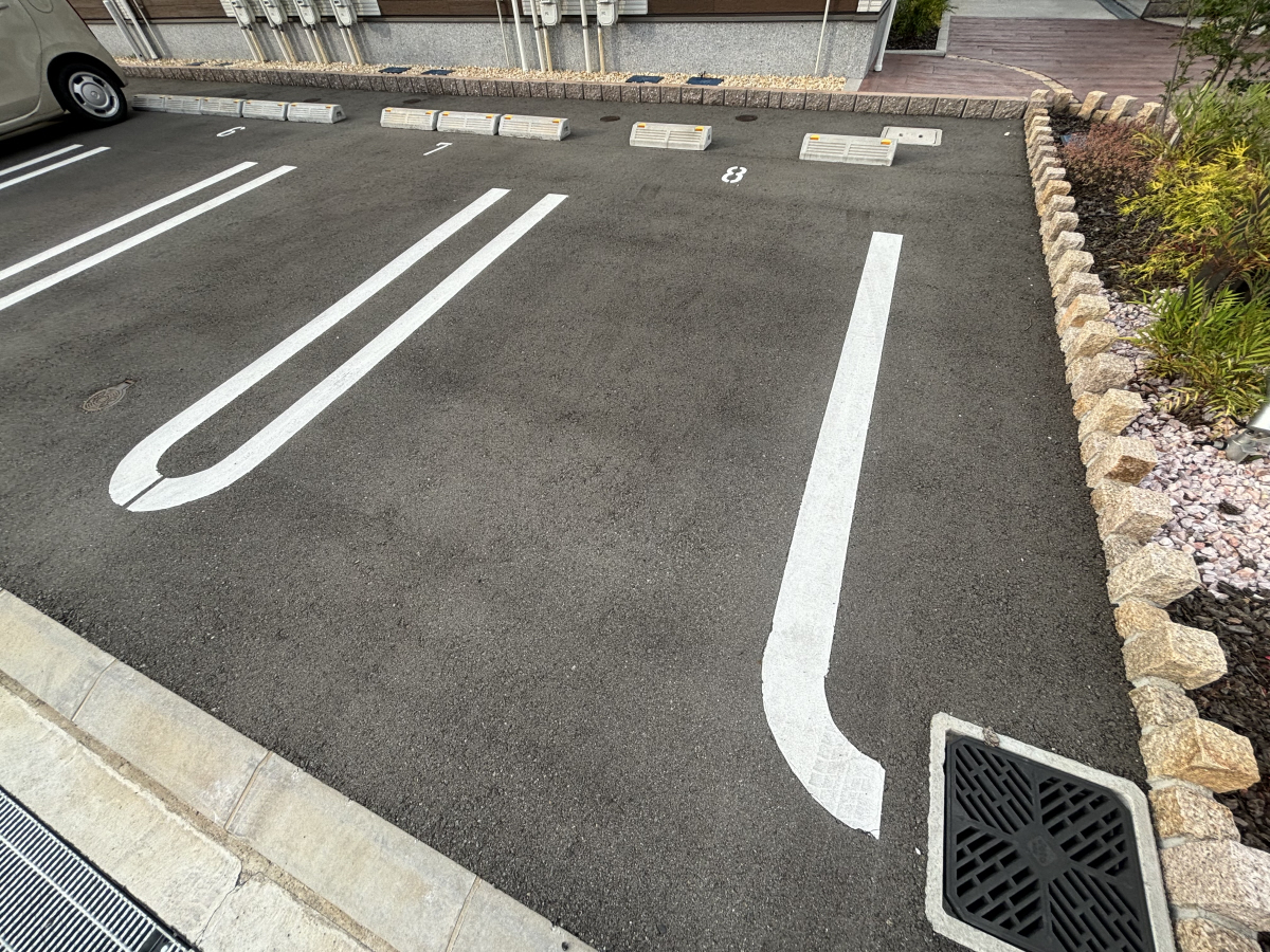 駐車場 写真12