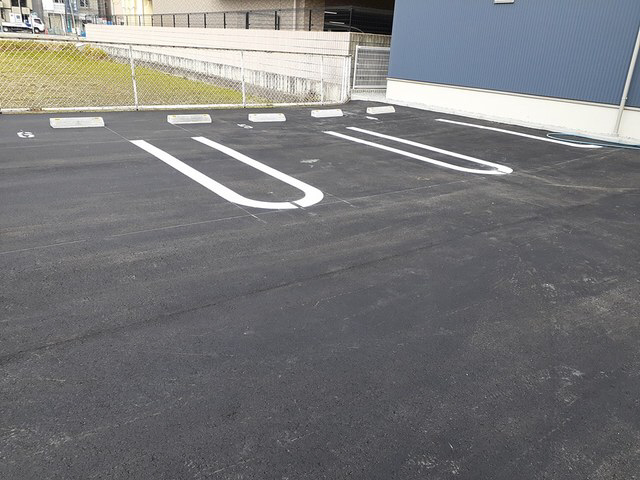 駐車場 写真13