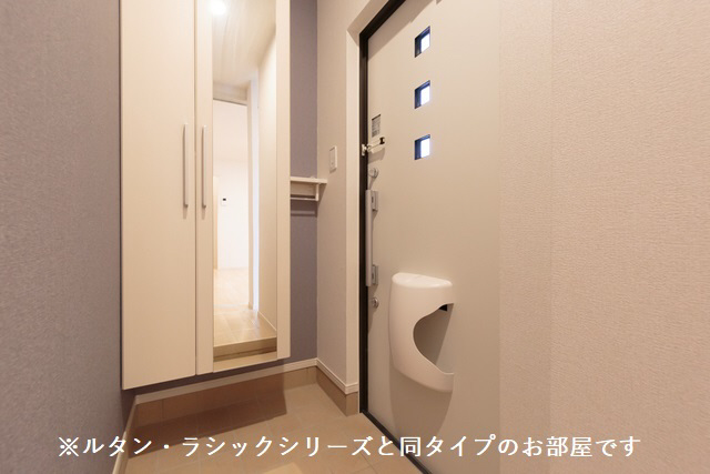 玄関 写真8