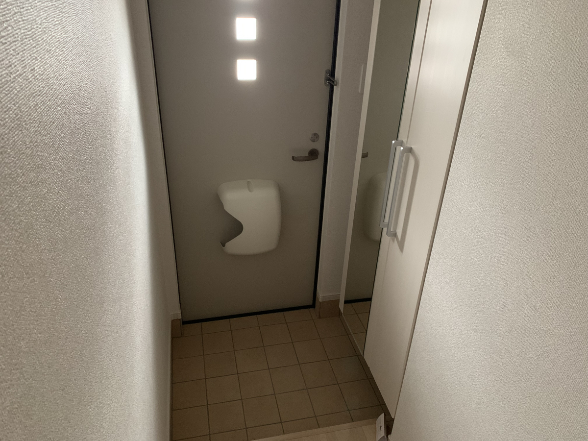 玄関 写真8