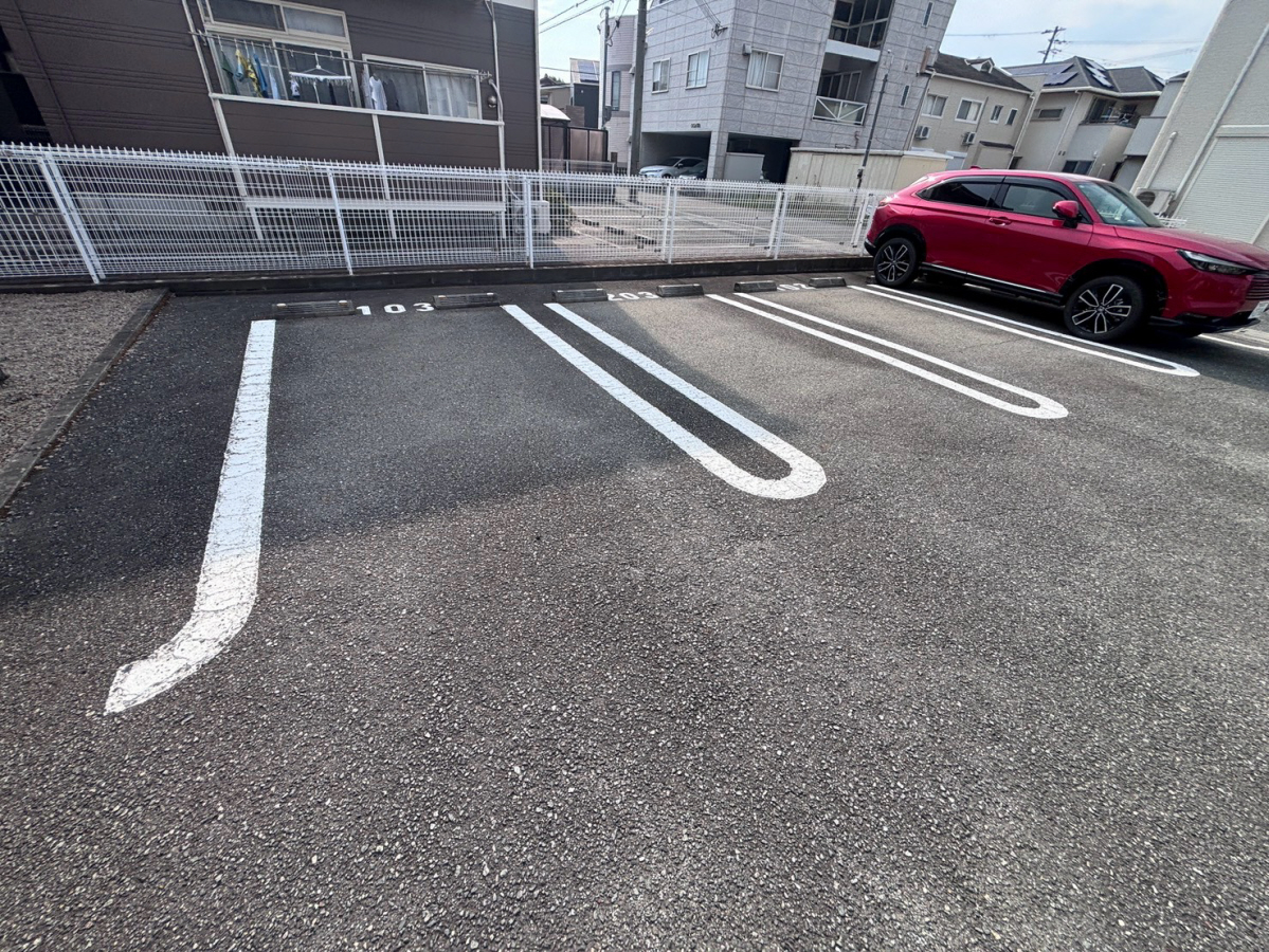 駐車場 写真14