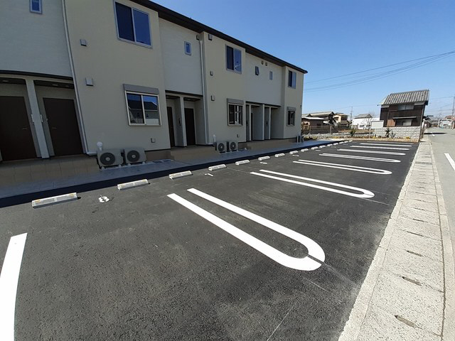 駐車場 写真13