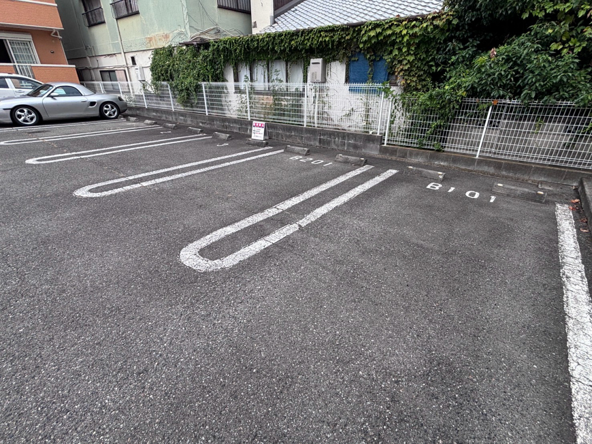 駐車場 写真11