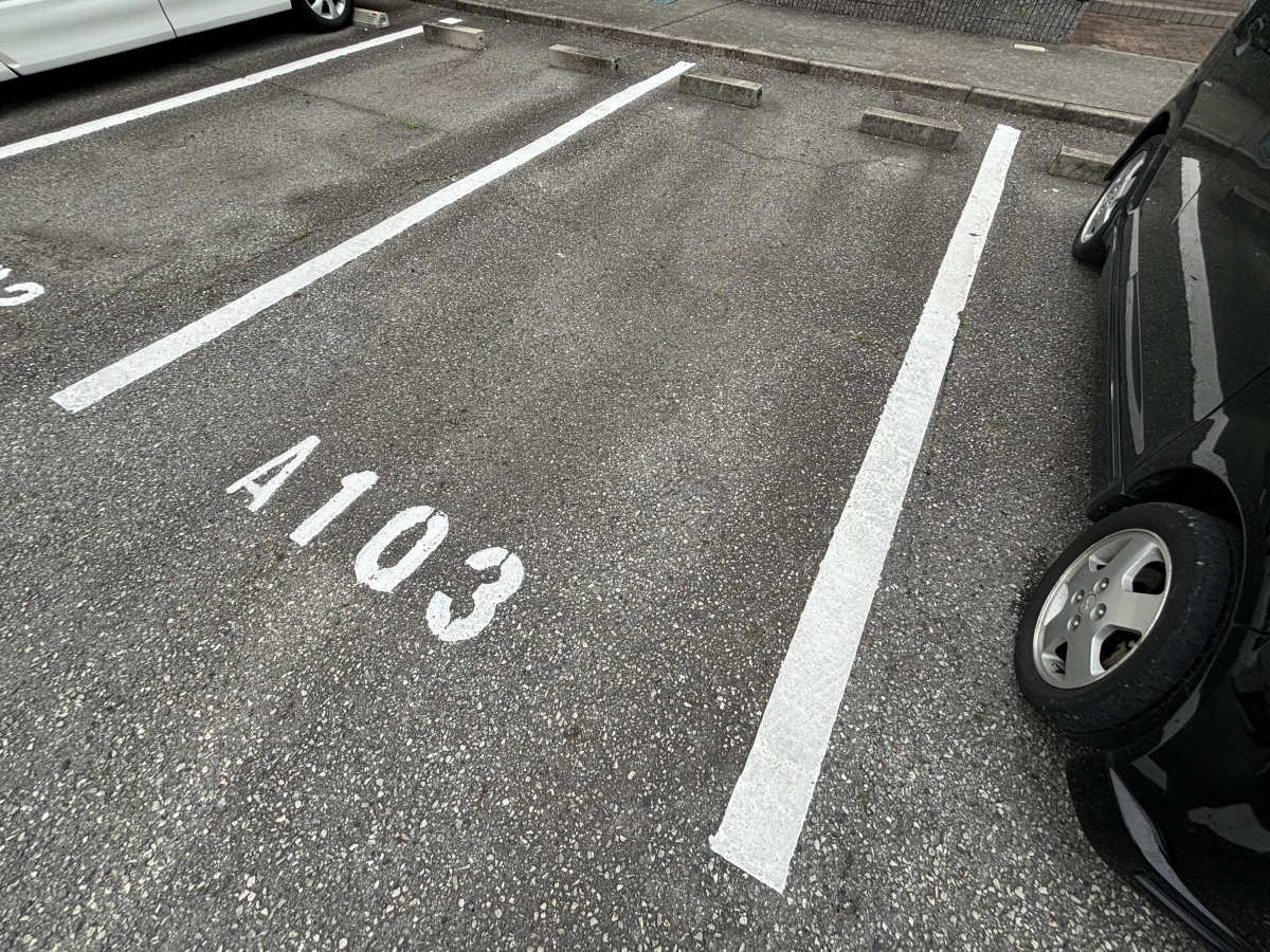 駐車場 写真12
