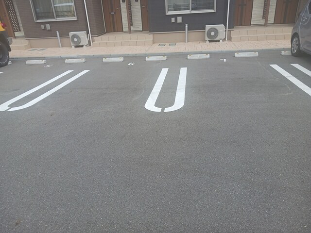 駐車場 写真12