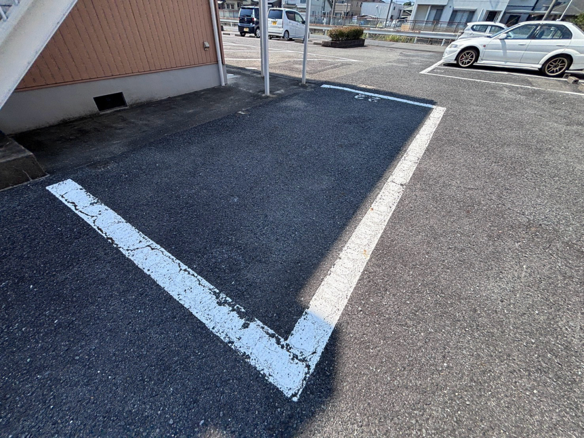 駐車場 写真15