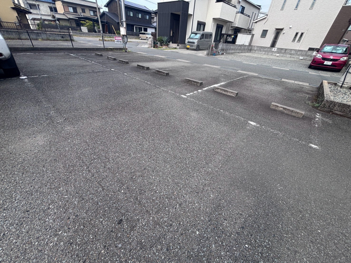 駐車場 写真14
