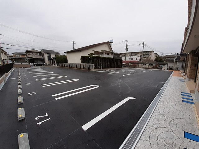 駐車場 写真12