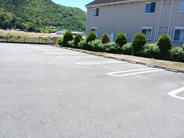 駐車場 写真14