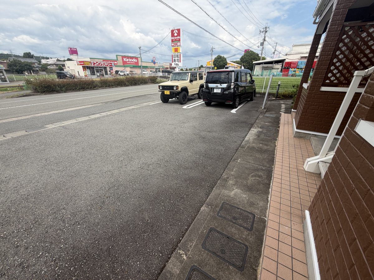 駐車場 写真14