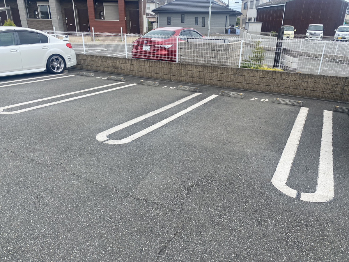 駐車場 写真12