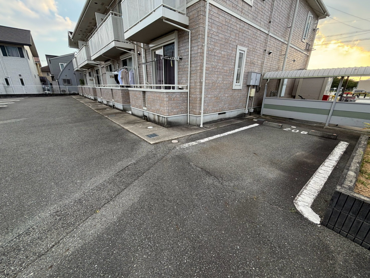 駐車場 写真32