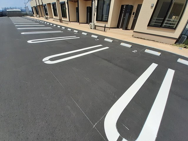 駐車場 写真12