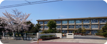 三樹小学校まで744m (徒歩10分) 写真21