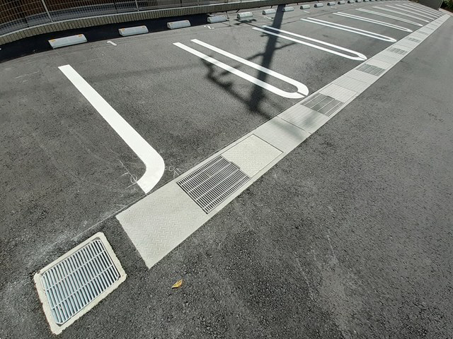 駐車場 写真12