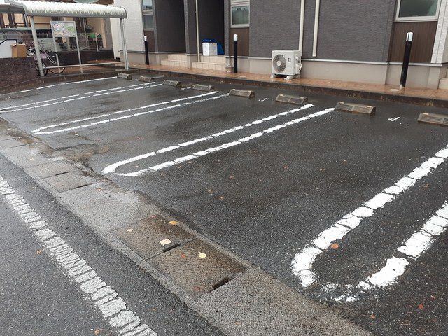 駐車場 写真12