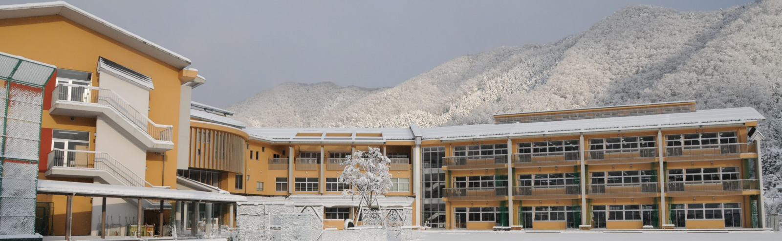 八鹿青渓中学校まで3623m (徒歩46分) 写真22