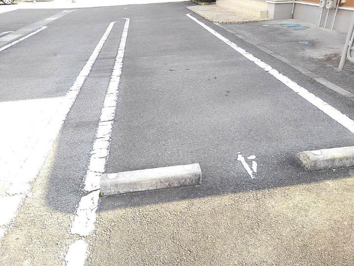 駐車場 写真13
