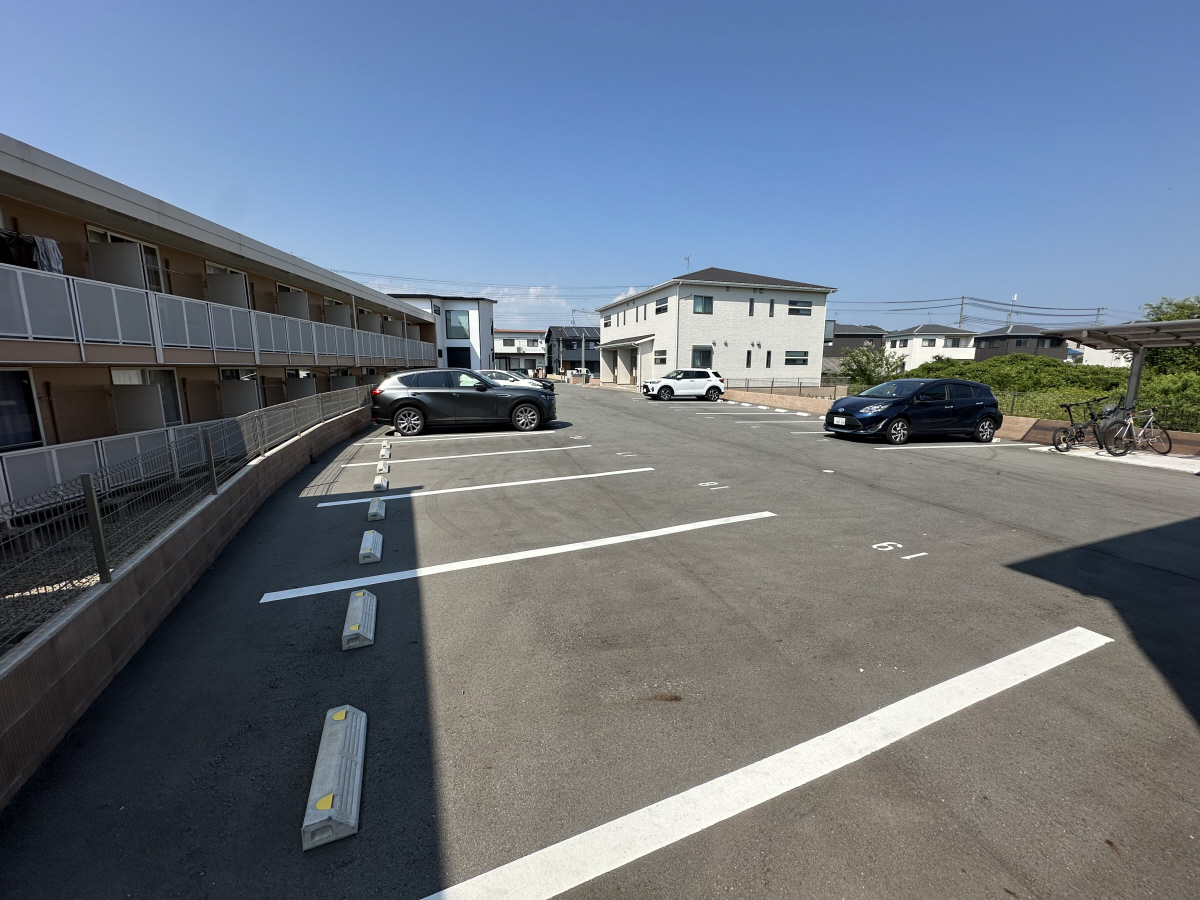 駐車場 写真14