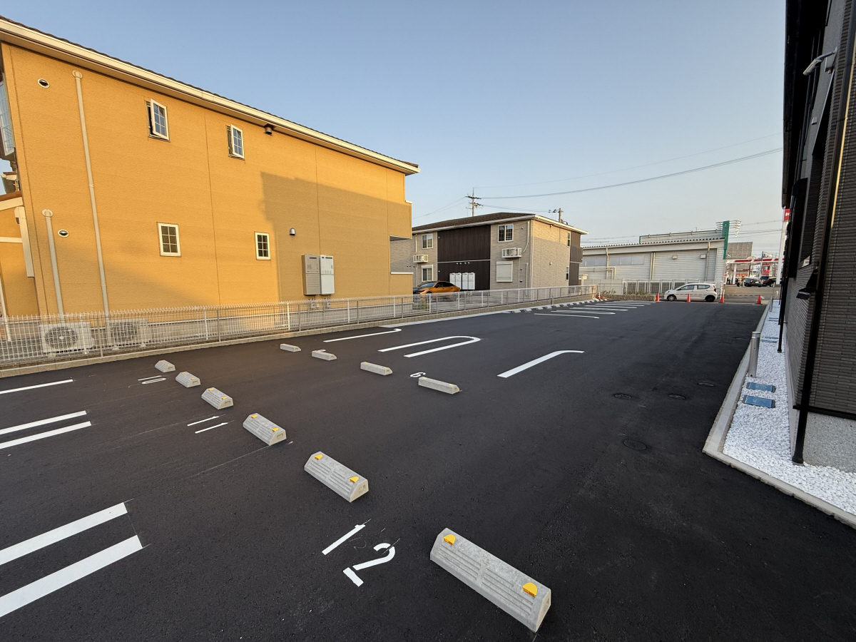 駐車場 写真13