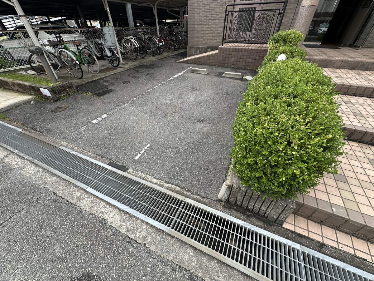 駐車場 写真14