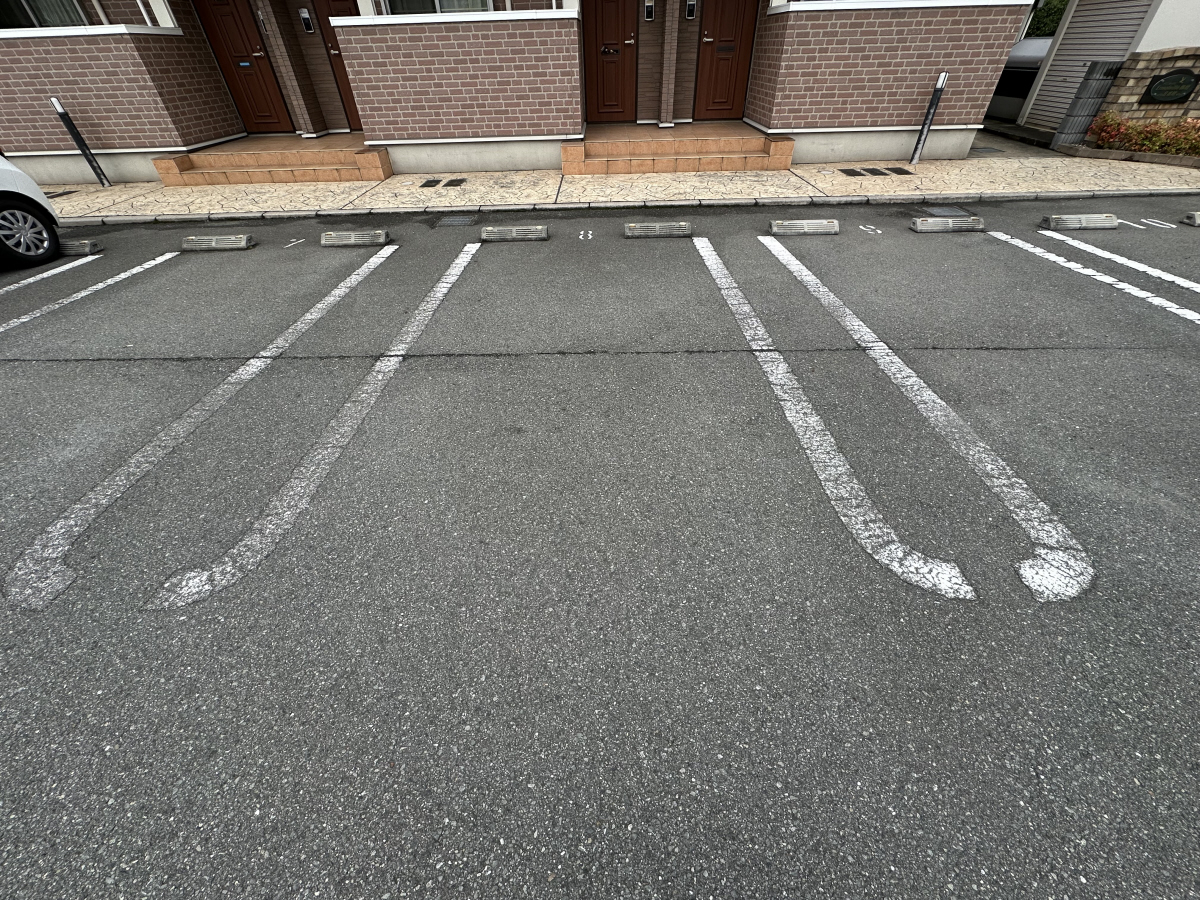 駐車場 写真13