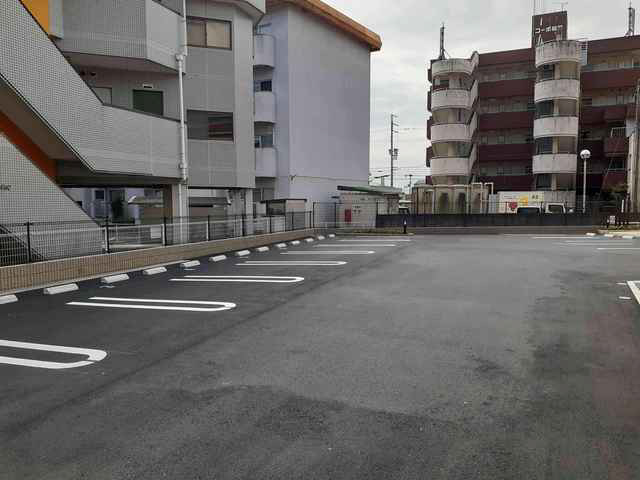 駐車場 写真13