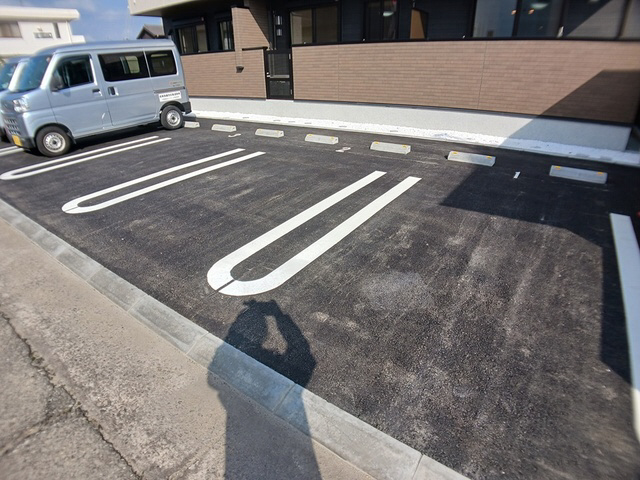 駐車場 写真14