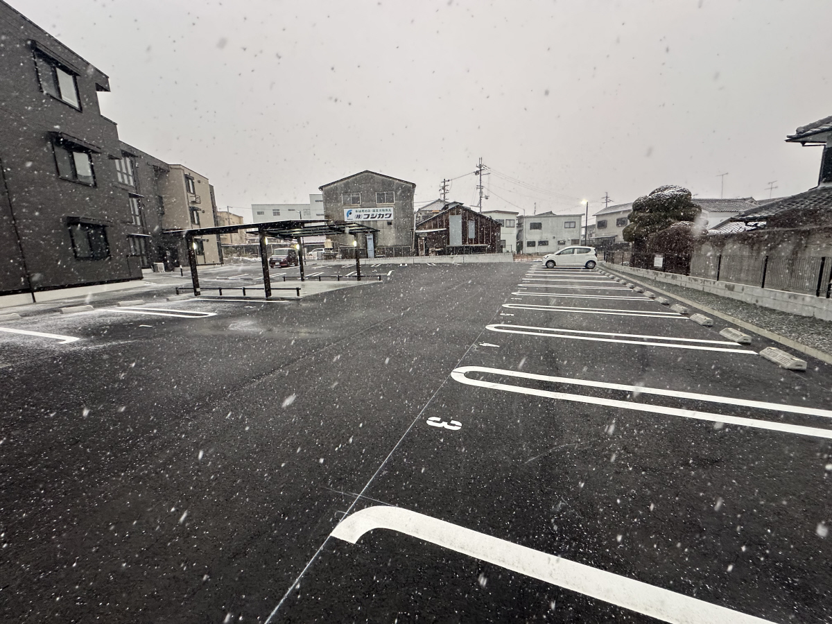 駐車場 写真16