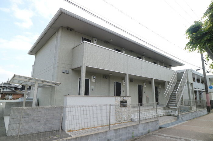 レナータレジデンス