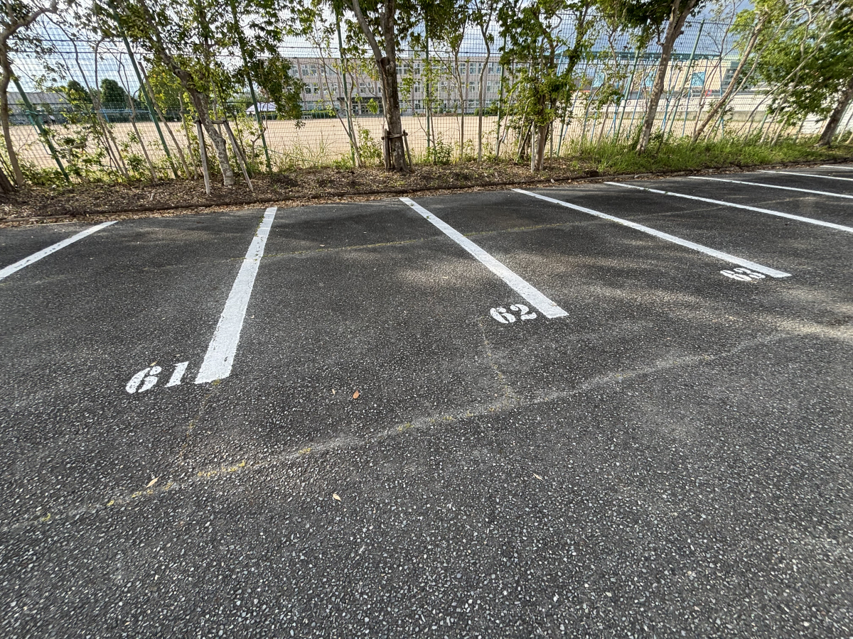 駐車場 写真13