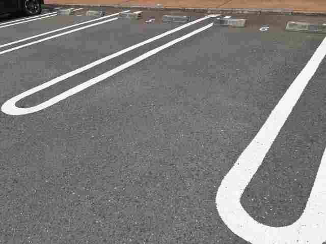 駐車場 写真13