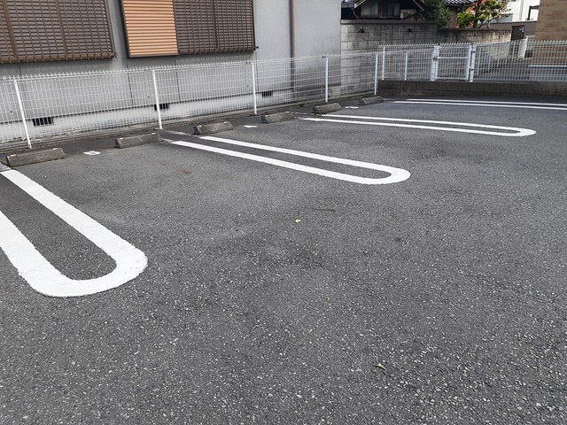 駐車場 写真13