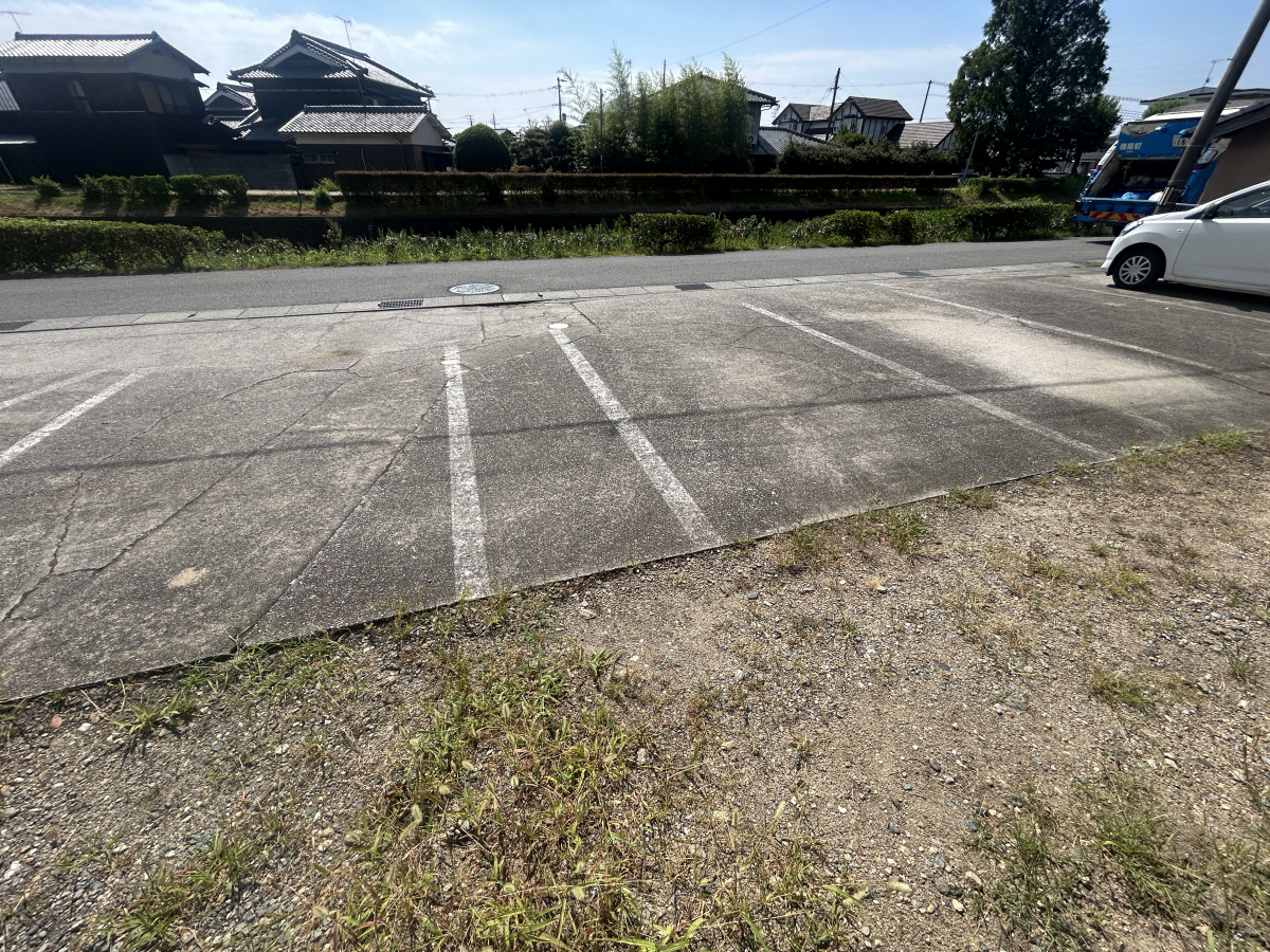 駐車場 写真12