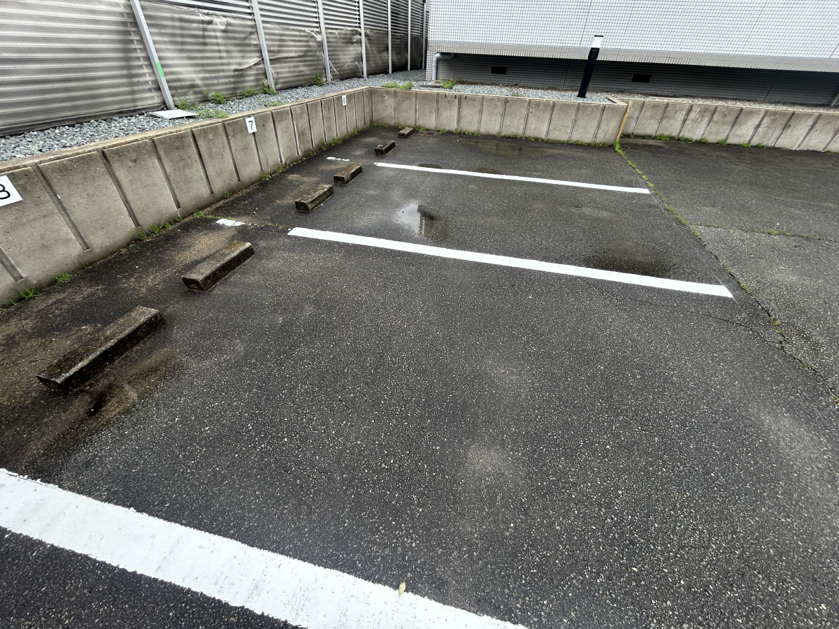 駐車場 写真12